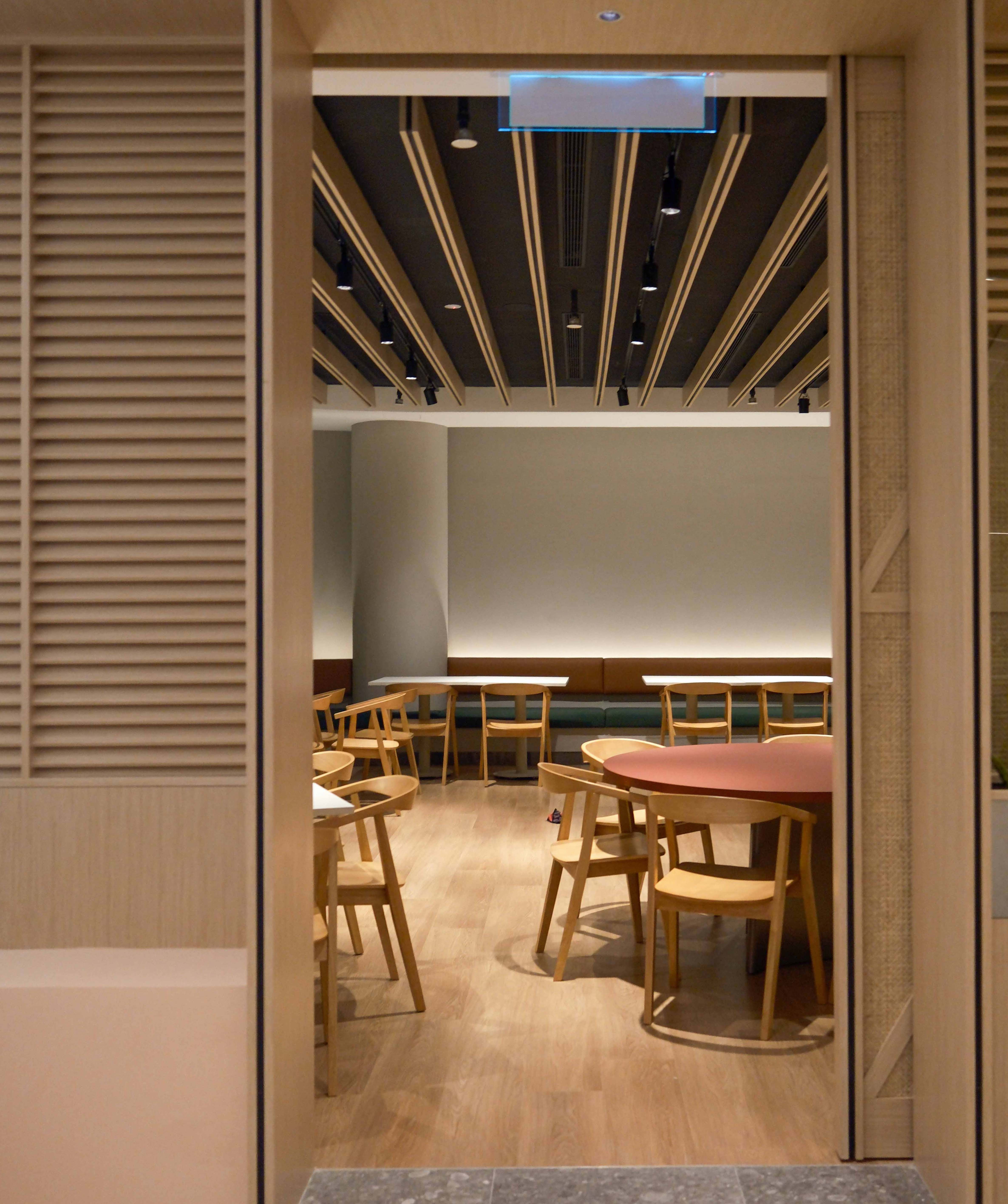 Red Kettle Inn Eat Drink KL | Red Kettle, The Gardens Mall